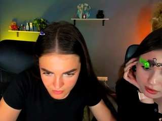 bella-inferno on webcam for live free nude chat now