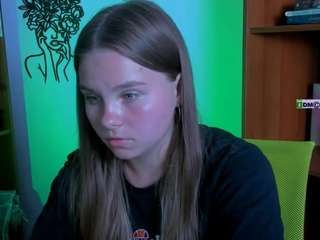 emma-foxys on webcam for live free nude chat now