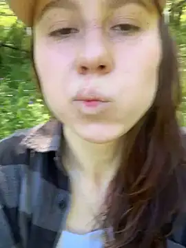 Jumpluff_ naked in live sex video chat