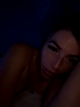 Kali-Raexx naked in live sex video chat