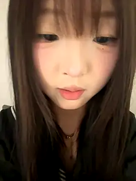 lelebaybay888 naked in live sex video chat