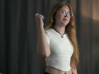 MadalineZawasky on webcam for live free nude chat now