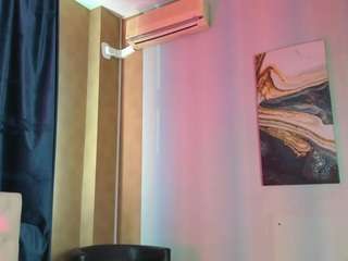Mariellie on webcam for live free nude chat now