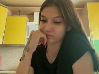MarindaStodden on webcam for live free nude chat now