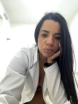 naia100 naked in live sex video chat
