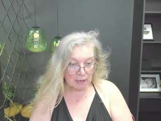 NataliMellow on webcam for live free nude chat now