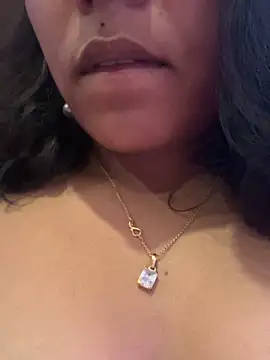 priyadevi17 naked in live sex video chat