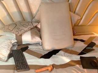 Zafaerahot on webcam for live free nude chat now