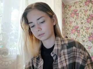 ZolaHeimrich on webcam for live free nude chat now