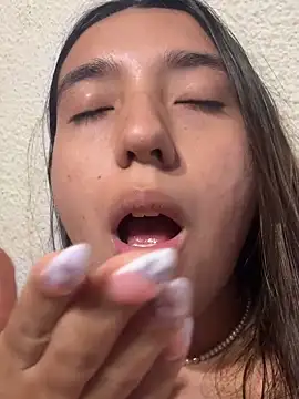 Alix_Rouses naked in live sex video chat