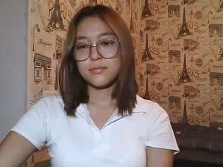 CloverChurchey on webcam for live free nude chat now
