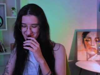 Daisy-cool on webcam for live free nude chat now
