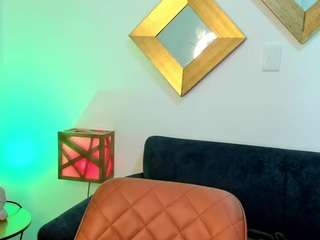 emma-fox6 on webcam for live free nude chat now