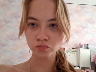 EugeneSabha on webcam for live free nude chat now