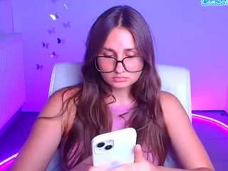 HannaWaine on webcam for live free nude chat now