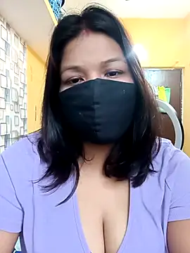 Humsafa-13 naked in live sex video chat