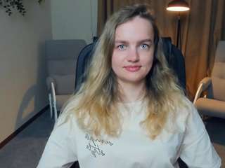 IleenVirgil on webcam for live free nude chat now