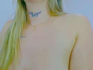 julixxxx69 on webcam for live free nude chat now