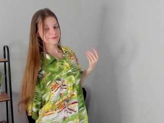 Kelly-Kelley on webcam for live free nude chat now