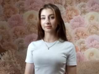 KylaKravs on webcam for live free nude chat now