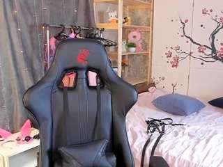 MilaPlus on webcam for live free nude chat now