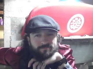 MisterMello on webcam for live free nude chat now