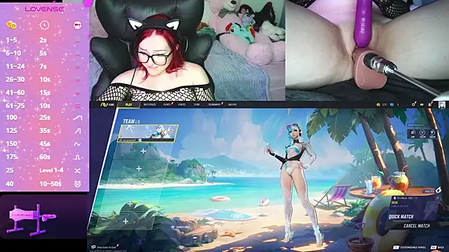 molliefurry naked in live sex video chat