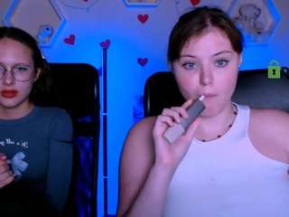 mona-cloud on webcam for live free nude chat now