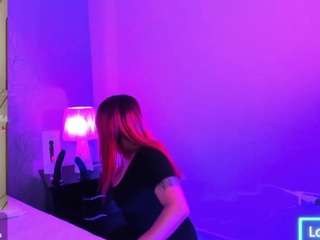 Naomi-Gomez on webcam for live free nude chat now