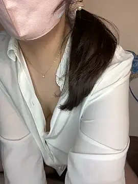 natsumi_NTR_TV naked in live sex video chat