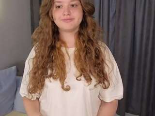 Rachel-Rhodes on webcam for live free nude chat now