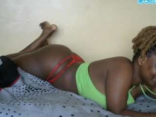 sweetsighs on webcam for live free nude chat now