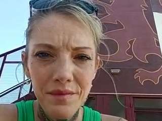 tattedlizzieATL on webcam for live free nude chat now