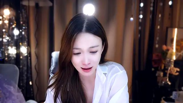 zhdhdbdkx naked in live sex video chat