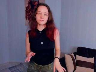 AdelleNitz on webcam for live free nude chat now