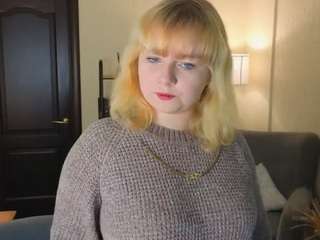 AnnHayes on webcam for live free nude chat now