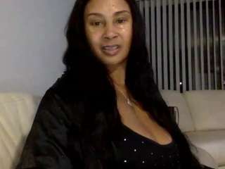 BedroomGoddess on webcam for live free nude chat now