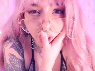 bizzynoar on webcam for live free nude chat now
