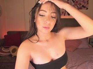 Dani , ❤ on webcam for live free nude chat now