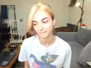 EarleneCleeton on webcam for live free nude chat now