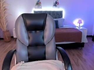 Juli on webcam for live free nude chat now