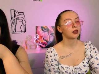 karoline-bell on webcam for live free nude chat now