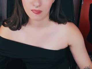 KrissyCorben on webcam for live free nude chat now