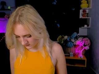 lina-fox12 on webcam for live free nude chat now
