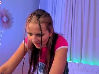 LisaFluffy on webcam for live free nude chat now