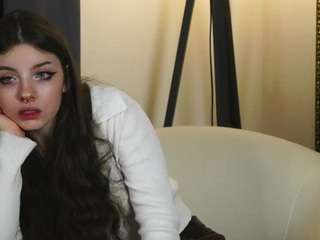 LorettaWhitefield on webcam for live free nude chat now
