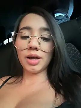 Michelle_Zoe naked in live sex video chat