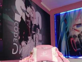 MilkMeSoftly on webcam for live free nude chat now