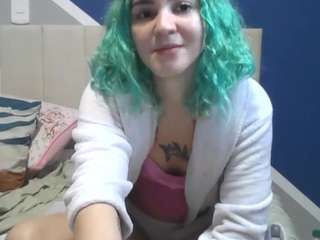 PetiteFairy on webcam for live free nude chat now