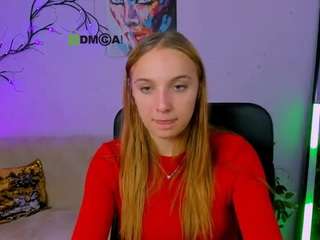 rebecca-smile on webcam for live free nude chat now